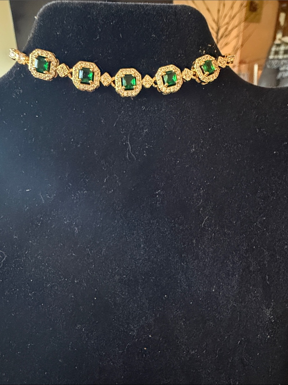 Gold-tone Choker Necklace with Emerald Green Stones - Brand